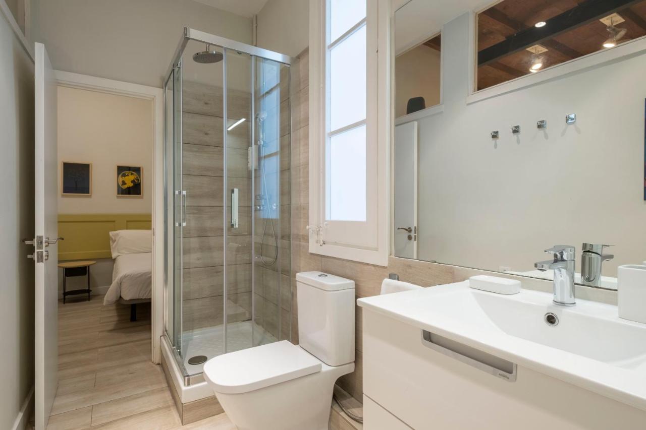 Aspasios Gracia Apartments Барселона Екстериор снимка