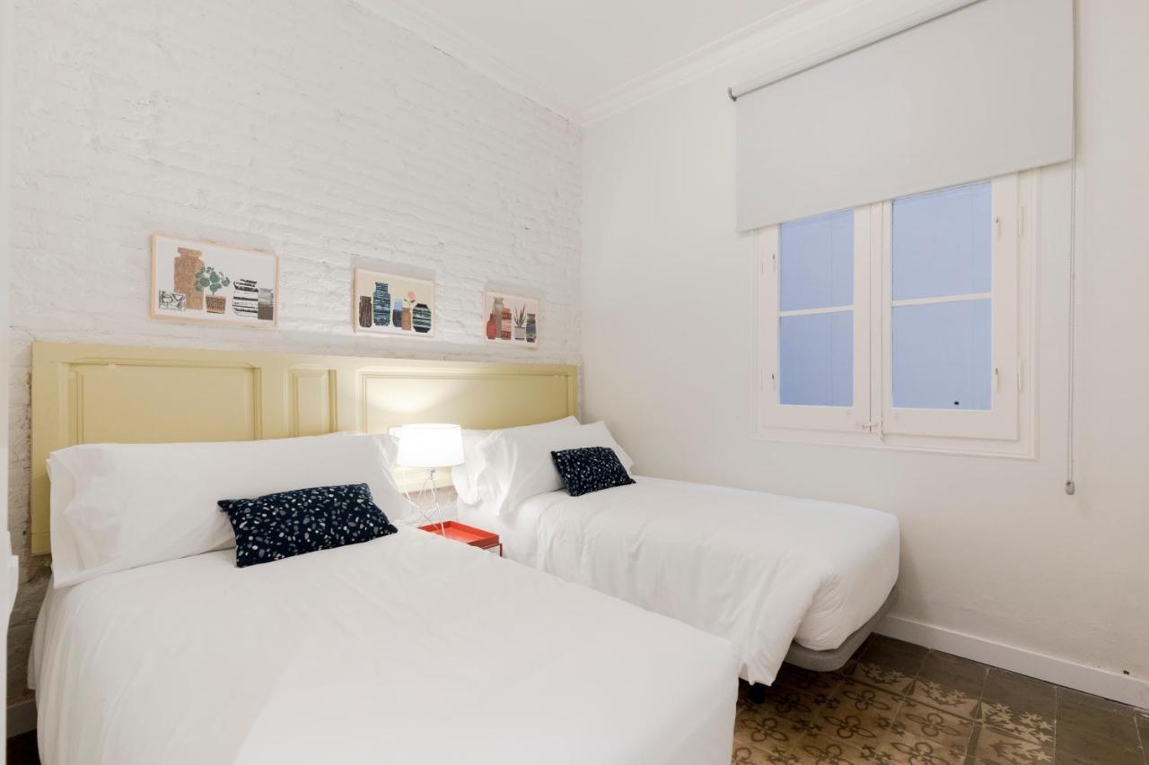 Aspasios Gracia Apartments Барселона Екстериор снимка