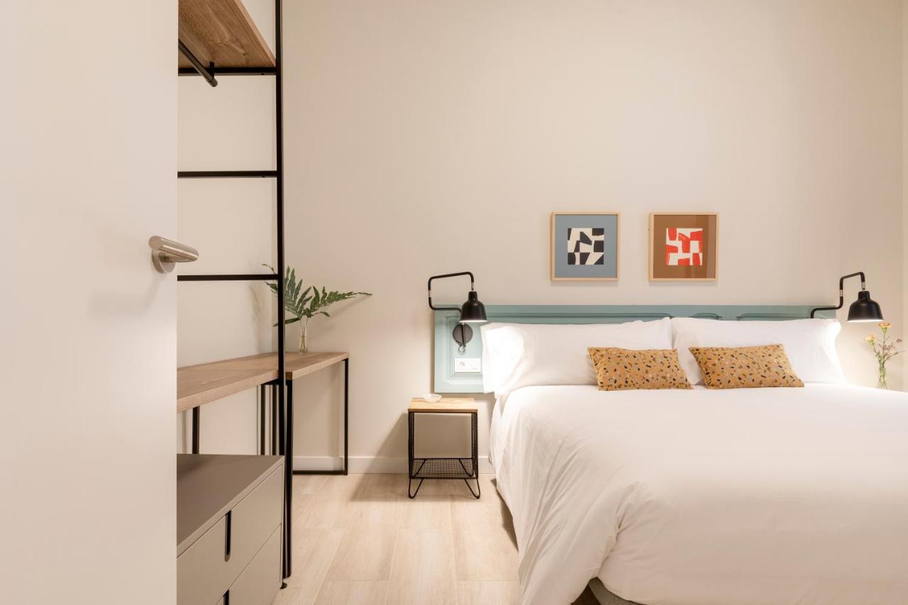 Aspasios Gracia Apartments Барселона Екстериор снимка