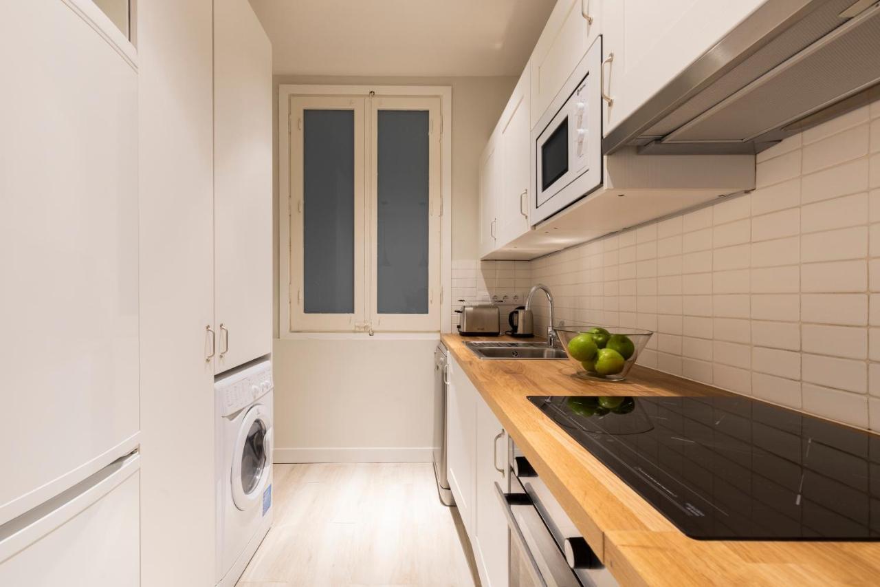 Aspasios Gracia Apartments Барселона Екстериор снимка