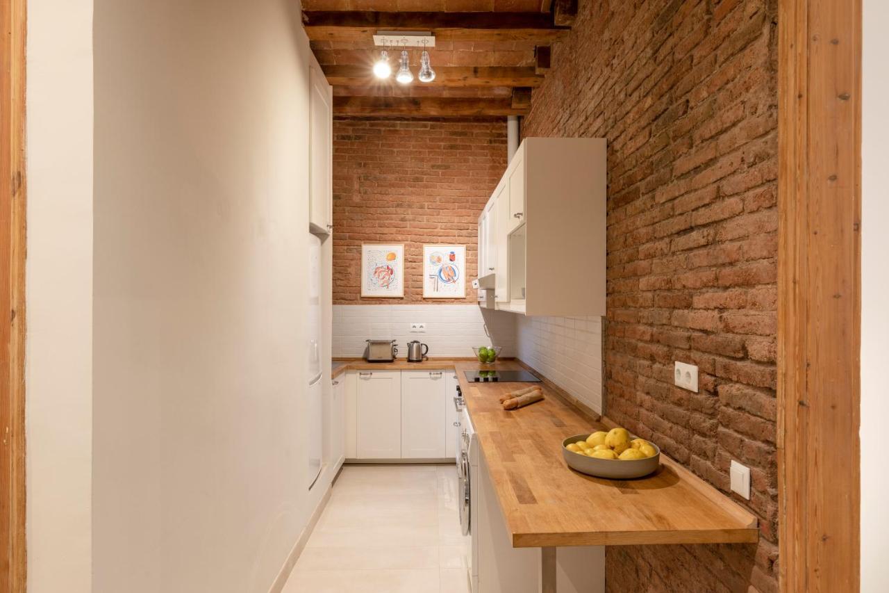 Aspasios Gracia Apartments Барселона Екстериор снимка
